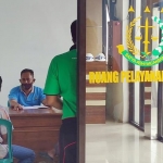 Perwakilan pedagang kios Pasar Legi saat mendatangi Kantor Kejaksaan Negeri Ponorogo.