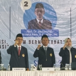 Dari kiri ke kanan: Dr. Makhfud Efendy, S.Pi., M.Si., Prof. Mohammad Nizarul Alim, M.Si., Dr. Safi’. S.H., M.H., dan Prof. Nunuk Nuswardani, S.H., M.H.