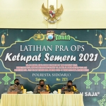 Guna mengamankan Hari Raya Idulfitri 1442 Hijriyah, Polresta Sidoarjo menggelar Latihan Pra Operasi (Latpraops) Ketupat Semeru 2021 bersama jajaran di Gedung Serbaguna Polresta Sidoarjo, Selasa (4/5/2021). (foto: ist)