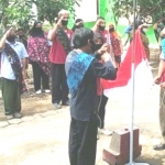 Upacara bendera peringati HUT RI ke-75 dilaksanakan kaum penyandang disabilitas Blitar, Senin (17/8/2020).