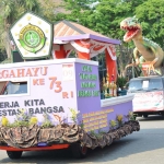 Salah satu mobil hias yang ikut pawai tahun lalu. foto: ist.
