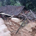 Salah satu rumah warga di Pacitan yang terdampak longsor pada tahun 2017 silam.