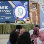 Bimbingan Teknis (Bimtek) yang diikuti oleh seluruh guru SD dan SMP Negeri/Swasta se-Kota Kediri.