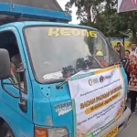 Truk pembawa jagung dari Bima, Nusa Tenggara Barat (NTB) untuk kesejahteraan peternak ayam petelur, yang diterima oleh Pemkab Blitar, Kamis (4/7/2024).