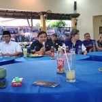 Dari kiri, KH. Hudri Fadol Joko Cahyono dan Ketua DPP NasDem Janed.