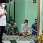 Dr. dr. Sukma Sahadewa memberikan sambutan saat peresmian fasilitas kesehatan di MWC NU Tenggilis, Surabaya. foto: istimewa