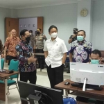 Ruang sistem pelayanan kegawatdaruratan rumah sakit berbasis teknologi yaitu Public Safety Center (PSC) saat kunjungan Menteri Kesehatan, Ir. Budi Gunadi Sadikin, Kamis (2/2/2023)