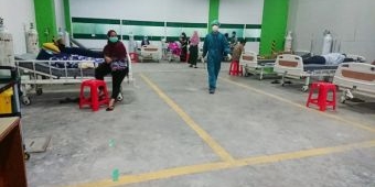 Ruang Isolasi Overload, Hall Parkir RSI Siti Hajar Sidoarjo Dipakai Rawat Pasien COVID-19