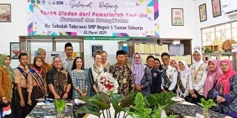 SMPN 1 Taman Sidoarjo Terima Kunjungan USAID