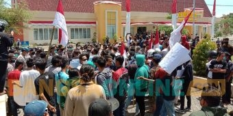 Diduga Terbitkan SHM Tanah yang Masih Sengketa, Ratusan Massa Demo BPN Banyuwangi