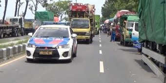 Tolak Regulasi ODOL, Ratusan Sopir Truk di Nganjuk Demo Dishub dan Mogok Kerja