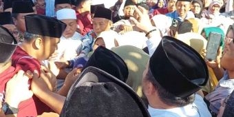 Bebas dari Penjara, Ketua Klebun Pantura Sampang Disambut Puluhan Ribu Masyarakat