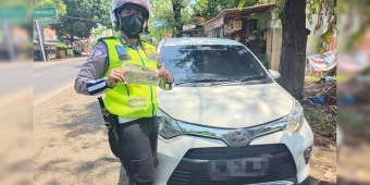 Satlantas Polres Probolinggo Amankan Mobil Bodong, STNK dan BPKB Dipalsu