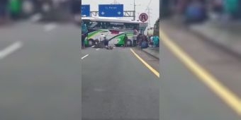 Kecelakaan Maut di Tol Dupak-Waru, 2 Orang Tewas dan 4 Luka