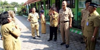 Bupati Pantau Pelaksanaan Ujian Nasional Sejumlah SD dan SMP di Kabupaten Blitar