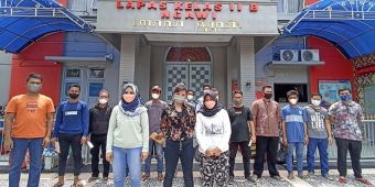 Cegah Penyebaran Covid-19, Belasan Napi Lapas Ngawi Jalani Asimilasi dan Integrasi