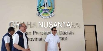 Pesan Menohok Pj Gubernur Jatim saat Tinjau Gedung Baru Samsat Bangkalan