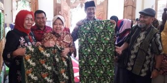 Risma Support Perajin Batik di Cerme Lor Gresik