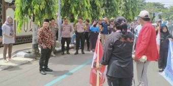 Didemo GMNI soal Sembako dan Jalan Rusak, Wakil Ketua DPRD Trenggalek Bilang Begini