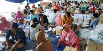 ​Inilah Upah Pekerja Pelipat dan Sortir Surat Suara Pemilu 2019 di Pamekasan