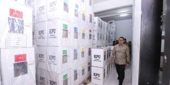 Tinjau Logistik Pemilu 2024, Pj Wali Kota Batu Bilang Begini