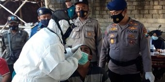 Antisipasi Corona, Satgas Covid-19 Probolinggo Sweeping Penumpang Asal Madura di Pelabuhan