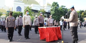 Komitmen Tidak Salahgunakan Narkoba, Personel Bidpropam Polda Jatim Tandatangani Pakta Integritas