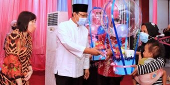 Gus Ipul Resmikan Layanan Angsal Gisi, Galakkan Imunisasi pada Anak