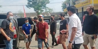 Cemburu Kenalan Dengan Pria Lain Lewat Medsos, Suami di Kediri Tega Bunuh Istri