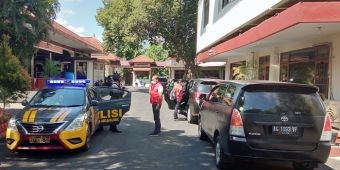 Tim Bareskrim Mabes Polri Geledah Ruang Kerja Bupati Nganjuk Novi Rahman Hidayat