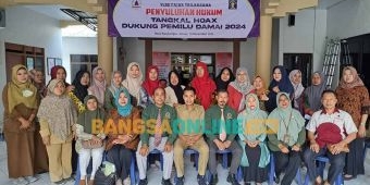 Gelar Penyuluhan Hukum di Desa Kembangan, YLBH FT Diserbu Ibu-ibu