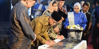 Zanariah Dampingi Menko PMK Resmikan Gedung KH Soedja RS Muhammadiyah Ahmad Dahlan Kota Kediri