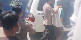 Bejat! Cabuli 5 Siswi, Pembina Pramuka SD di Sukomanunggal Ditangkap Polisi