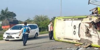 Khofifah Terpukul atas Kecelakaan Bus  Ardiansyah, Minta Pengendara Berhenti Setiap 4 Jam​