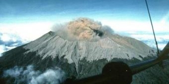 Dampak Gunung Raung, Bandara Notohadinegoro Jember Tutup 