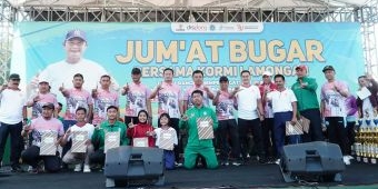 Bupati Lamongan Berangkatkan 12 Atlet PON XXI Aceh dan Sumatera Utara