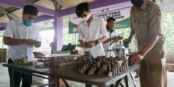 Uji Akurasi, Pemkot Kediri Sidang Tera dan Tera Ulang Timbangan Pedagang Pasar Kota Kediri