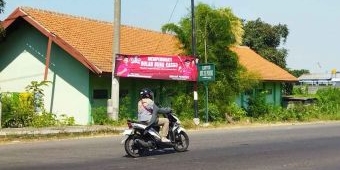 Spanduk Bacaleg PDIP Sidoarjo Bersama Ganjar Menjamur di Sidoarjo