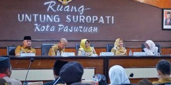 Pjs Wali Kota Pasuruan Semangati Puluhan Siswa untuk Raih Prestasi di Jelajah Santri Ke-8