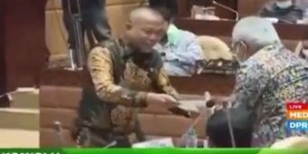 ​H. Syafiuddin Asmoro Pertanyakan Keseriusan Pemerintah Pusat Soal Pembangunan Strategis di Madura