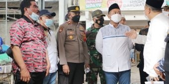 Pascakebakaran Pasar Sidayu, Bupati Gresik Minta Aktivitas Perdagangan Dialihkan ke Alun-Alun