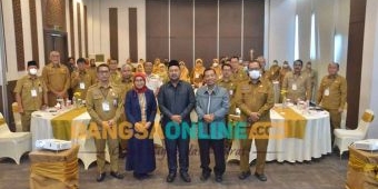 Bupati Gresik Berupaya Wujudkan ASN Jadi Teladan Masyarakat