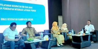 Dinkes Gresik Gandeng KWG Gelar Talkshow Penanganan AKI, AKB, dan Stunting