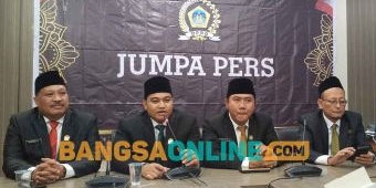 Respons Pimpinan DPRD Gresik soal Belum Cairnya Bosda, BK dan BHP