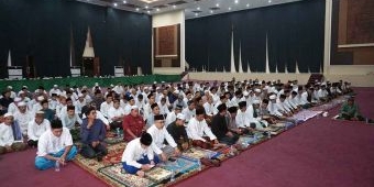 Terawih Bersama, Gus Ipul Harapkan Pelbagai Hal