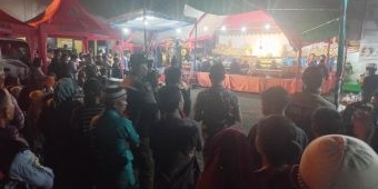 Gelaran Wayang Kulit Iringi Prosesi Pergantian Nama Pasar Lespadangan Menjadi Pasar Rakyat Bagusan