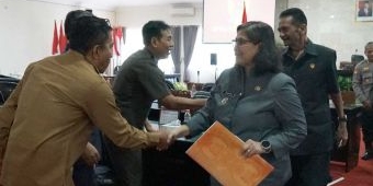 Pj Wali Kota Kediri Jelaskan Nota Keuangan Raperda Perubahan APBD Tahun Anggaran 2024