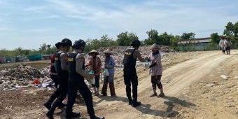 Top! Kasat Samapta Polres Ngawi Inisiasi Berbagi Makanan Sehat di Pedesaan