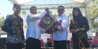 Ribuan Pengunjung Banjiri ​Festival Ketupat Raksasa di Pamekasan