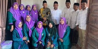 Hadiri Sholawatan Bersama KH Marzuki Mustamar, Mas Iin Apresiasi Jamaah